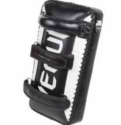 VENUM GIANT KICK PADS - BLACK/ICE -Hnlfightshop Store s335907598948138341 p1489 i3 w1119